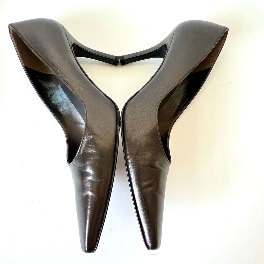 Stuart Weitzman Brown Pearlized Pointed Toe Pumps… - image 8